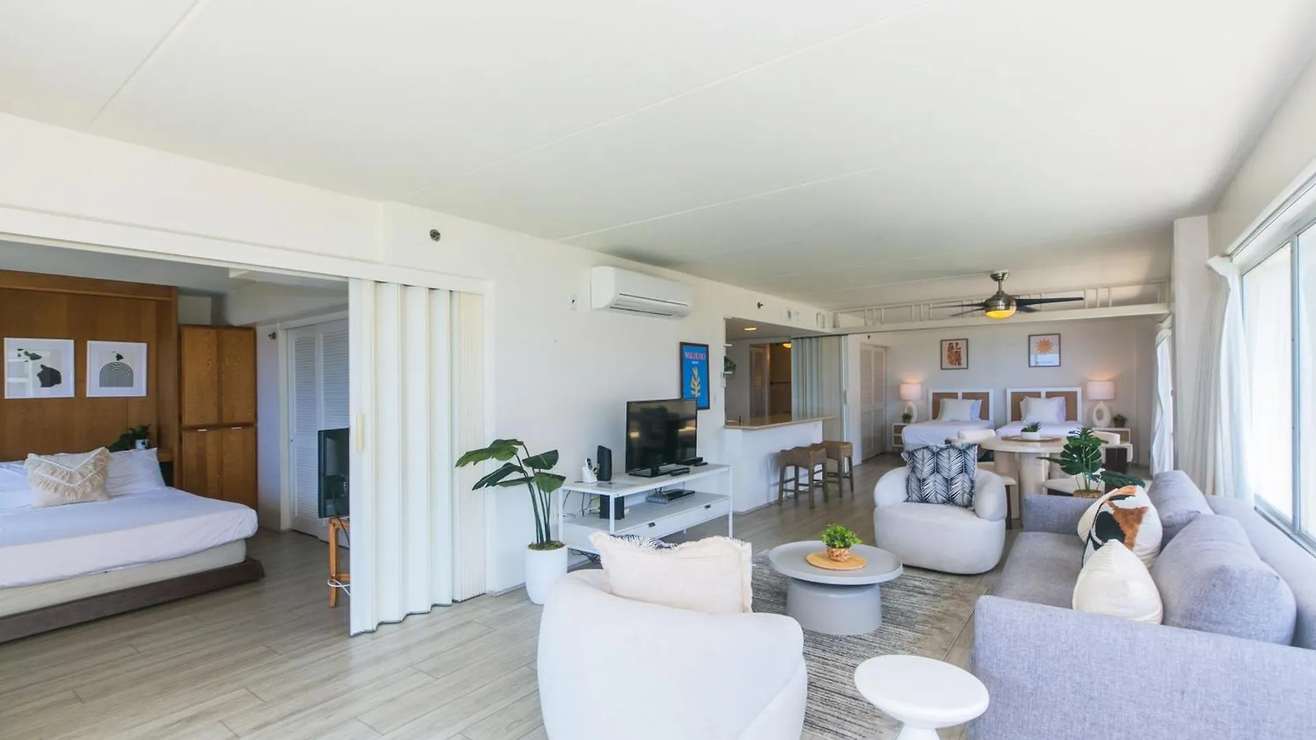 Апартаменты Two Bedroom Condo Overlooking Ala Wai Boat Harbor Гонолулу США